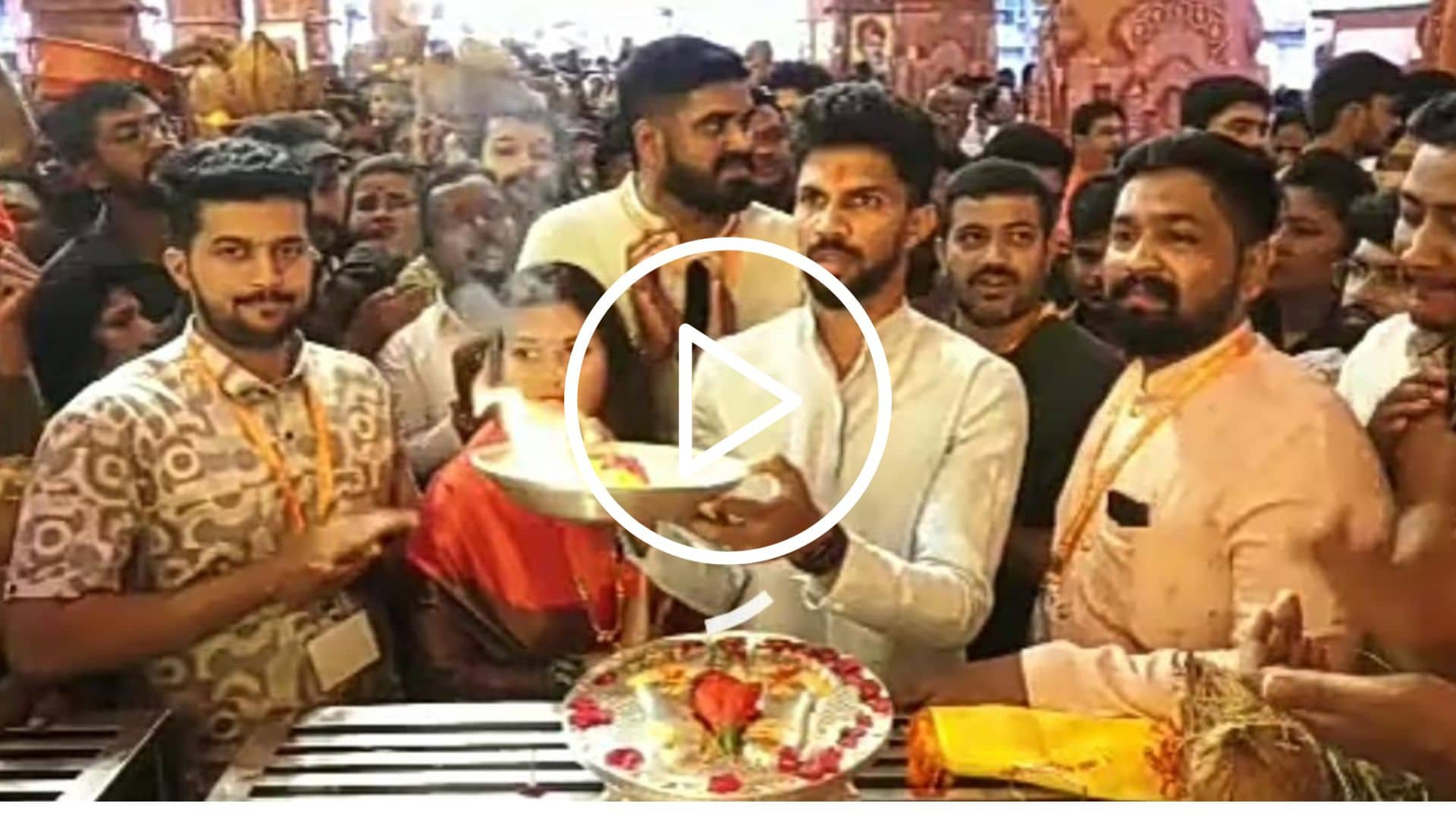 [Watch] Ruturaj Gaikwad & His Wife Seeks Blessings at Ganpati Mandir ahead of the Asian Games 